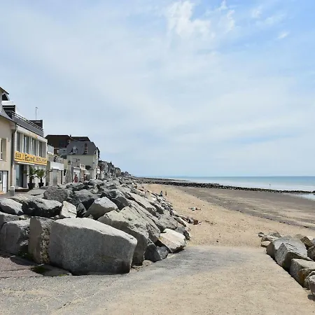 Дом отдыха Comfortable Holiday Near Sea In